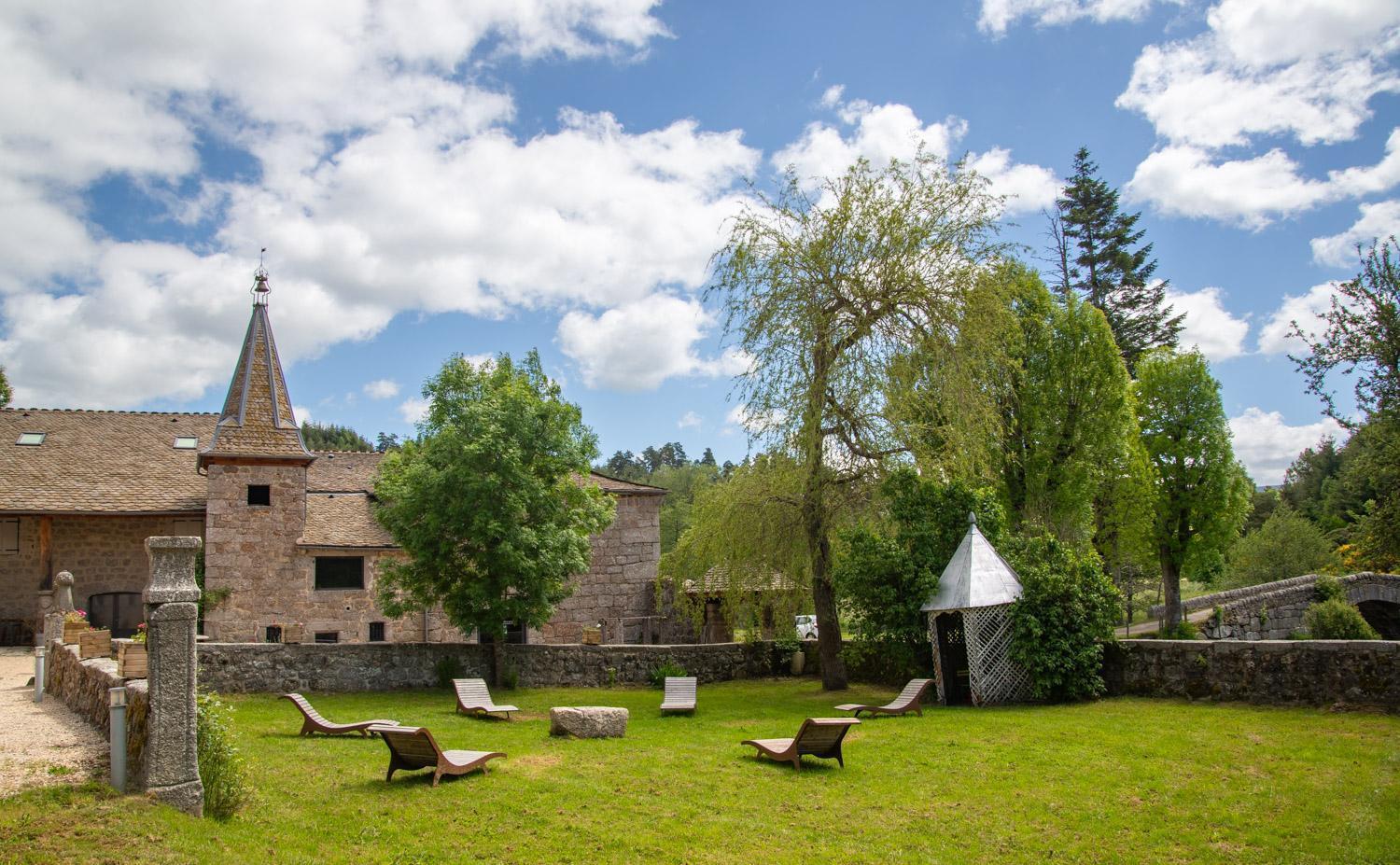 La Maison De Maitre - Domaine De Coulagnettes Serverette ภายนอก รูปภาพ